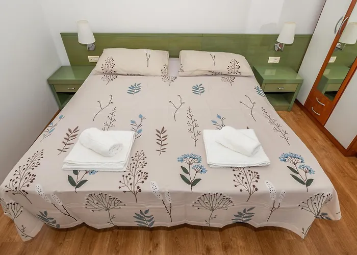 Marina On The Second Floor Apartman Makarska